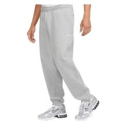 Spodnie sportowe męskie Nike Lab Nrg. Szare spodnie sportowe męskie Nike, z dresówki. Za 353.00 zł.