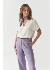 TATUUM Bluzka w kolorze białym rozmiar: 38. Białe bluzki damskie Tatuum, bez wzorów, z wiskozy, bez kołnierzyka, bez ramiączek. Za 95.92 zł.