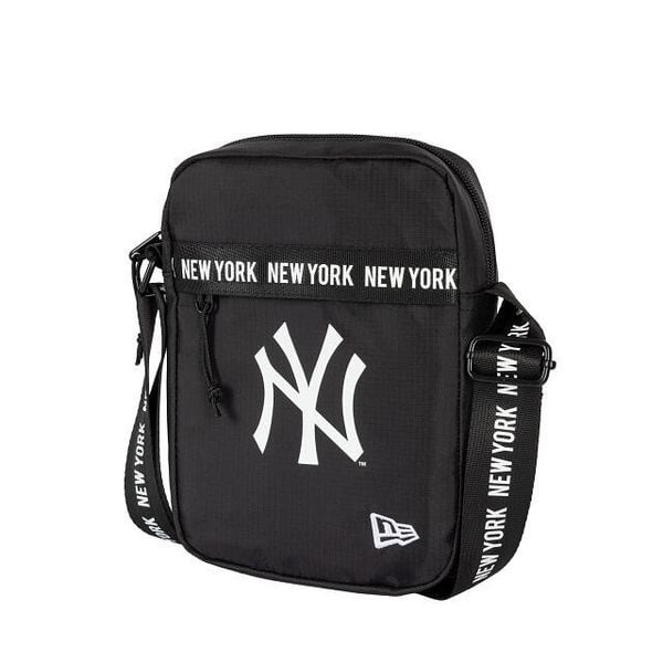Torba na ramię New York Yankees. Czarne torebki dziecięce New Era. Za 176.50 zł.