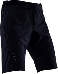Spodenki rowerowe (+spodenki kolarskie z pampersem w zestawie) LEATT Shorts. Czarne szorty męskie LEATT, na lato, bez wzorów, z materiału. Za 329.99 zł.