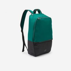 Plecak sportowy z kieszenią na buty Kipsta Essential 17 L. Czarne buty sportowe na co dzień męskie Decathlon, bez wzorów, z materiału, młodzieżowe. Za 29.99 zł.