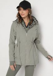 Ciemnozielona Kurtka Parka Ściągana w Pasie Aridra. Zielone kurtki damskie Born2be, l, bez wzorów, z jeansu. Za 159.99 zł.