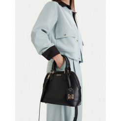Torebka MEXX. Czarne torebki klasyczne damskie Mexx, bez wzorów, bez dodatków. Za 259.99 zł.