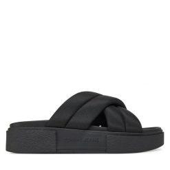 Klapki Tommy Jeans. Czarne klapki damskie Tommy Jeans, bez wzorów, z jeansu, bez obcasa. Za 219.99 zł.
