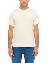 Męski T-Shirt Mustang Style Allentown Whisper White 1016271 2013. Białe t-shirty męskie Mustang, m, bez wzorów, bez kołnierzyka. Za 69.99 zł.