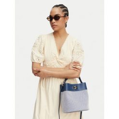 Torebka Furla. Niebieskie torebki klasyczne damskie Furla, bez wzorów, bez dodatków. Za 1,529.00 zł.