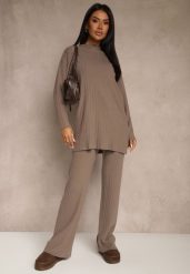 Ciemnobeżowy Komplet Prążkowany z Bawełną Sweter Oversize i Szerokie Spodnie Wedorena. Brązowe spodnie materiałowe damskie Renee, bez wzorów, z bawełny. Za 119.99 zł.