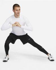 Legginsy sportowe męskie Nike. Czarne spodnie sportowe męskie Nike, z dzianiny. Za 198.40 zł.