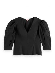 Scotch & Soda Bluzka w kolorze czarnym rozmiar: 38. Czarne bluzki damskie Scotch & Soda, bez wzorów, z bawełny, bez kołnierzyka, bez ramiączek. Za 132.05 zł.