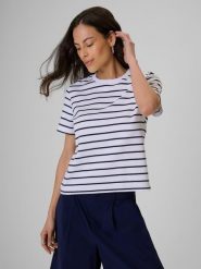 T-shirt relaxed z nadrukiem damski 4F 4FRSS26TTSHF4023. Białe t-shirty damskie 4f, l, bez wzorów, z bawełny, bez kołnierzyka. Za 69.99 zł.