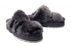 EMU AUSTRALIA W12316 WOBBEGONG charcoal, kapcie/klapki damskie. Szare klapki damskie Emu Australia, bez wzorów, z gumy, bez obcasa. Za 263.94 zł.