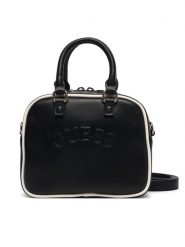 Guess Torebka V6BZ03 W4541 Czarny. Czarne torebki klasyczne damskie Guess, z aplikacjami, ze skóry, bez dodatków. Za 294.99 zł.