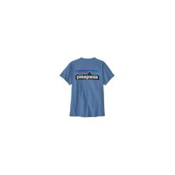 Koszulka turystyczna damska P-6 Logo Responsibili-Tee Women. Niebieskie bluzki damskie Patagonia, bez wzorów, bez kołnierzyka. Za 199.99 zł.