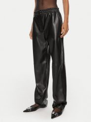 Hugo Spodnie z imitacji skóry Halmara-1 50516876 Czarny Relaxed Fit. Czarne spodnie materiałowe damskie Hugo, bez wzorów, ze skóry. Za 439.99 zł.