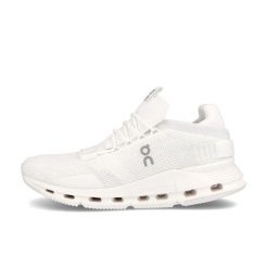 Damskie buty do biegania nowoczesna technologia CLOUDNOVA ALL WHITE. Białe obuwie do biegania damskie On Running. Za 657.00 zł.