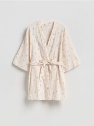 Szlafrok z lnem - kremowy. Białe szlafroki damskie Reserved, l, bez wzorów, z tkaniny. Za 149.99 zł.