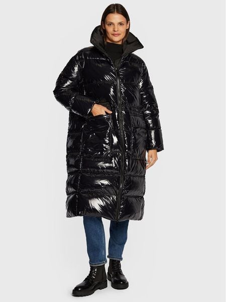 Calvin Klein Płaszcz zimowy High Shine K20K204687 Czarny Regular Fit. Czarne płaszcze damskie CALVIN KLEIN, na zimę, s, bez wzorów, z syntetyku. Za 1,479.00 zł.
