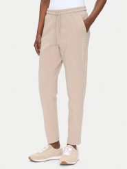 EA7 Emporio Armani Spodnie dresowe 7W000489 AF12951 U6155 Beżowy Regular Fit. Brązowe spodnie dresowe damskie EA7 Emporio Armani, l, bez wzorów, z bawełny. Za 319.99 zł.