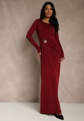 Bordowa Marszczona Sukienka Koktajlowa Zdobiona Aplikacją w Talii Siweda. Czerwone sukienki damskie Renee, s, z aplikacjami, z futra, klasyczne, bez kołnierzyka, bez ramiączek, kopertowe. Za 149.99 zł.