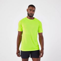 Koszulka do biegania męska Kiprun Run 500 Comfort. Zielone t-shirty sportowe męskie KIPRUN, l, z materiału, bez ramiączek, do biegania. W wyprzedaży za 39.99 zł.