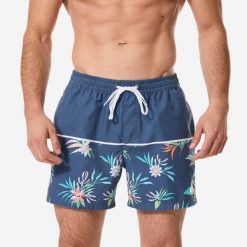 Spodenki surfingowe męskie Quiksilver Trop krótkie 15". Niebieskie kąpielówki męskie Quiksilver, l, bez wzorów, z materiału. Za 199.99 zł.