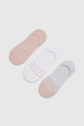 Skarpety 3-pack. Skarpetki damskie MOODO, bez wzorów, z bawełny. Za 34.99 zł.