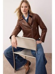 Trendyol Kurtka w kolorze brązowym ze skóry syntetycznej rozmiar: L. Brązowe kurtki damskie Trendyol, l, bez wzorów, ze skóry, bez kaptura. Za 128.55 zł.