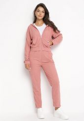 Różowy 2-częściowy Prążkowany Komplet Dresowy z Bluzą i Spodniami Tuenna. Czerwone bluzy z kapturem damskie Born2be, l, z dresówki. Za 84.99 zł.