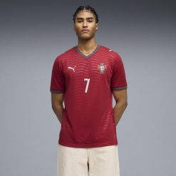 Koszulka piłkarska Puma Portugalia 2026 Cristiano Ronaldo (CR7). T-shirty sportowe męskie Puma, xl, z materiału, bez ramiączek, do piłki nożnej. Za 529.99 zł.