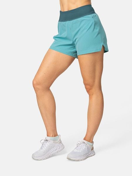 KARI TRAA Szorty sportowe "Ava" w kolorze turkusowym rozmiar: S. Niebieskie spodenki sportowe damskie Kari Traa, s, outdoorowe. Za 144.95 zł.