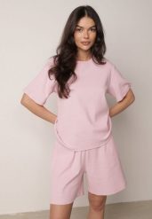 Różowe Bawełniane Szorty Dresowe w Drobne Paseczki Wiązane na Sznurki Loregune. Czerwone szorty damskie Born2be, bez wzorów, z bawełny, eleganckie. Za 59.99 zł.