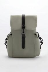 PLECAK MIEJSKI Rains Rucksack Cargo W3 13510-08 Earth. Szare plecaki damskie Rains, bez wzorów, z bawełny, eleganckie. Za 509.00 zł.