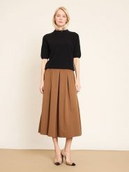 BGN Sweter w kolorze czarnym rozmiar: 34. Czarne golfy damskie BGN, bez wzorów, bez ramiączek. Za 121.99 zł.