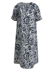 Smith & Soul Sukienka w kolorze granatowo-białym rozmiar: XXL. Białe sukienki damskie Smith & Soul, xxl, bez wzorów, z bawełny, bez kołnierzyka, bez ramiączek, midi. Za 195.99 zł.