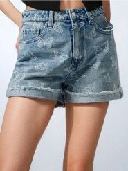 Szorty jeansowe ze wzorem - niebieski. Niebieskie szorty damskie Sinsay, bez wzorów, z bawełny, z podwyższonym stanem. W wyprzedaży za 45.99 zł.