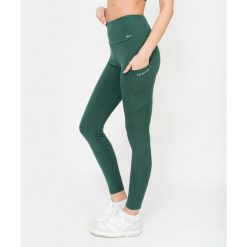 Legginsy z kieszeniami Carpatree Libra zielone. Zielone legginsy sportowe damskie Carpatree, s, bez wzorów, z materiału, z podwyższonym stanem, na fitness i siłownię. W wyprzedaży za 169.99 zł.