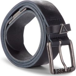 Pasek Męski GUESS - M92Z40 L0M70 JBLK. Czarne paski męskie Guess, z aplikacjami, ze skóry. W wyprzedaży za 189.00 zł.
