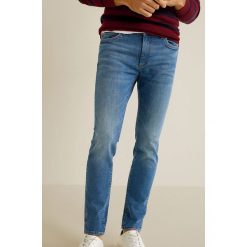 Mango Man - Jeansy Jude. Zielone jeansy męskie Mango Man. W wyprzedaży za 69.90 zł.