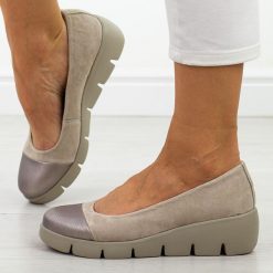 Beżowe skórzane baleriny damskie Filippo Dp6758/25. Brązowe baleriny damskie Filippo, bez wzorów, z jeansu, bez obcasa. Za 229.00 zł.