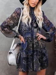 Milan Kiss Sukienka w kolorze czarnym rozmiar: XL. Czarne sukienki damskie Milan Kiss, xl, bez wzorów, bez kołnierzyka, bez ramiączek, mini. Za 165.99 zł.