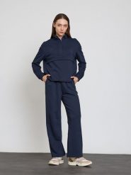 BGN Spodnie dresowe w kolorze granatowym rozmiar: 40. Niebieskie spodnie dresowe damskie BGN, bez wzorów, z dresówki. Za 92.86 zł.