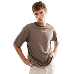 Męski luźny T-shirt Lifestyle Siroko IBZ Ibi Brown. Brązowe t-shirty męskie SIROKO, m, bez wzorów, z bawełny, bez kołnierzyka. Za 98.00 zł.