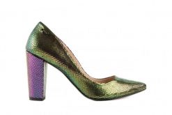 Czółenka Bayla-128 1841 960 Fiolet/Niebieski, Skóra naturalna - 37. Niebieskie czółenka damskie Bayla, bez wzorów, ze skóry, bez obcasa. W wyprzedaży za 89.10 zł.