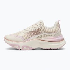 Buty do biegania damskie PUMA Softride Divine Metal. Białe obuwie do biegania damskie Puma. Za 249.99 zł.