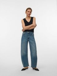 Vero Moda Top w kolorze czarnym rozmiar: XS. Czarne topy damskie Vero Moda, xs, bez wzorów, bez kołnierzyka. Za 35.92 zł.