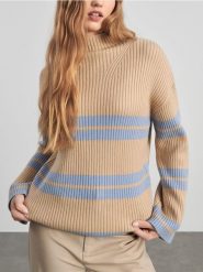 Sweter ze stójką - wielobarwny. Golfy damskie Sinsay, l, bez wzorów, prążkowane, bez ramiączek. Za 69.99 zł.