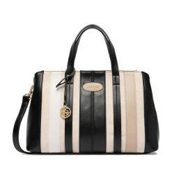 Torebka Lasocki. Torebki klasyczne damskie Lasocki, bez wzorów, bez dodatków. Za 219.99 zł.