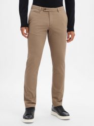 Bugatti spodnie chino Mężczyźni Bawełna brązowy, 36-32. Brązowe spodnie materiałowe męskie Bugatti, bez wzorów, z bawełny. Za 499.95 zł.
