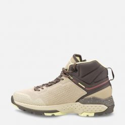 Buty turystyczne damskie Garmont Groove Mid G-Dry. Brązowe obuwie trekkingowe damskie Garmont. W wyprzedaży za 359.00 zł.