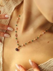 Pierres de Jade Pozłacany naszyjnik z elementami ozdobnymi - dł. 50 cm rozmiar: onesize. Brązowe naszyjniki damskie Pierres de Jade, pozłacane. Za 86.99 zł.